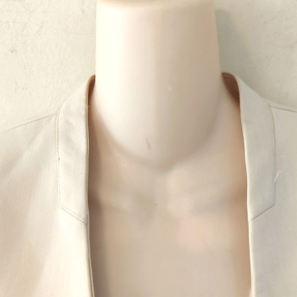 Mango Essential Structured Open Blazer - Picture 10 of 16